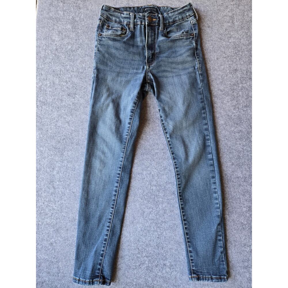 Aeropostale Jeggings Women’s Size 4 Short, Medium Blue, High Rise, Distressed